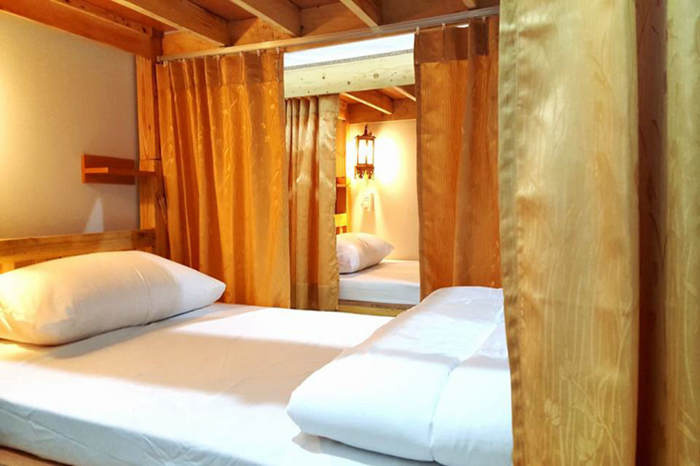 The Sun Hostel Chiang Mai Eksteriør billede