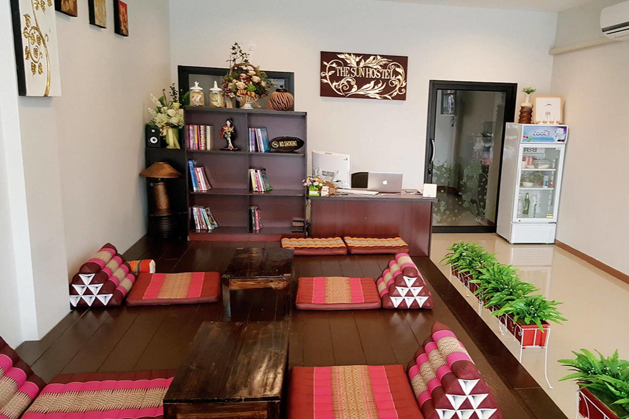 The Sun Hostel Chiang Mai Eksteriør billede