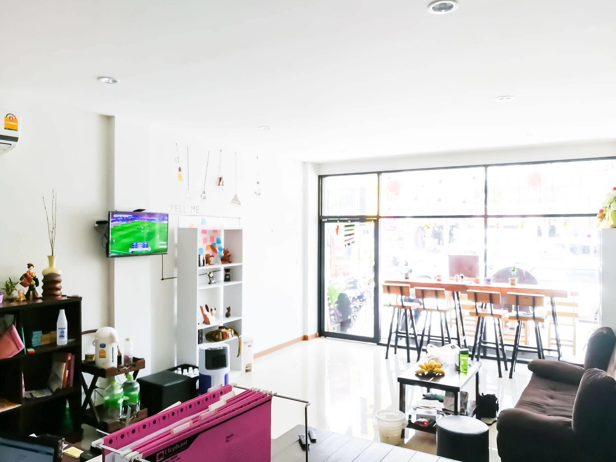 The Sun Hostel Chiang Mai Eksteriør billede